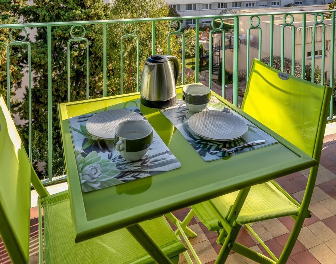 Appartement Centre, deux pièces, calme, terrasse plein sud à Nice Extérieur photo
